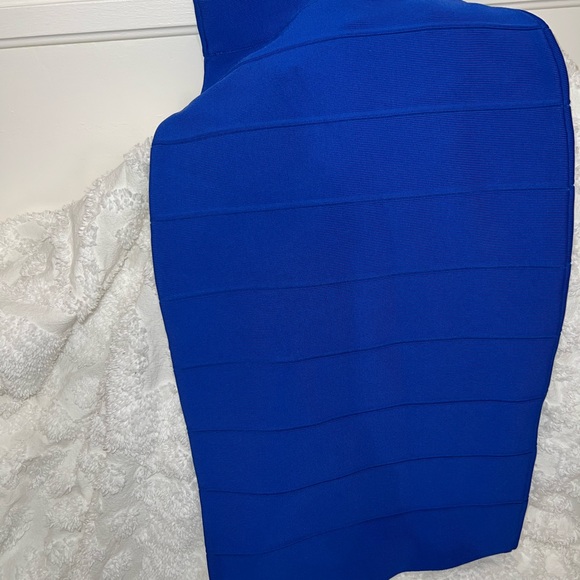 BCBG new skirt - Picture 3 of 4